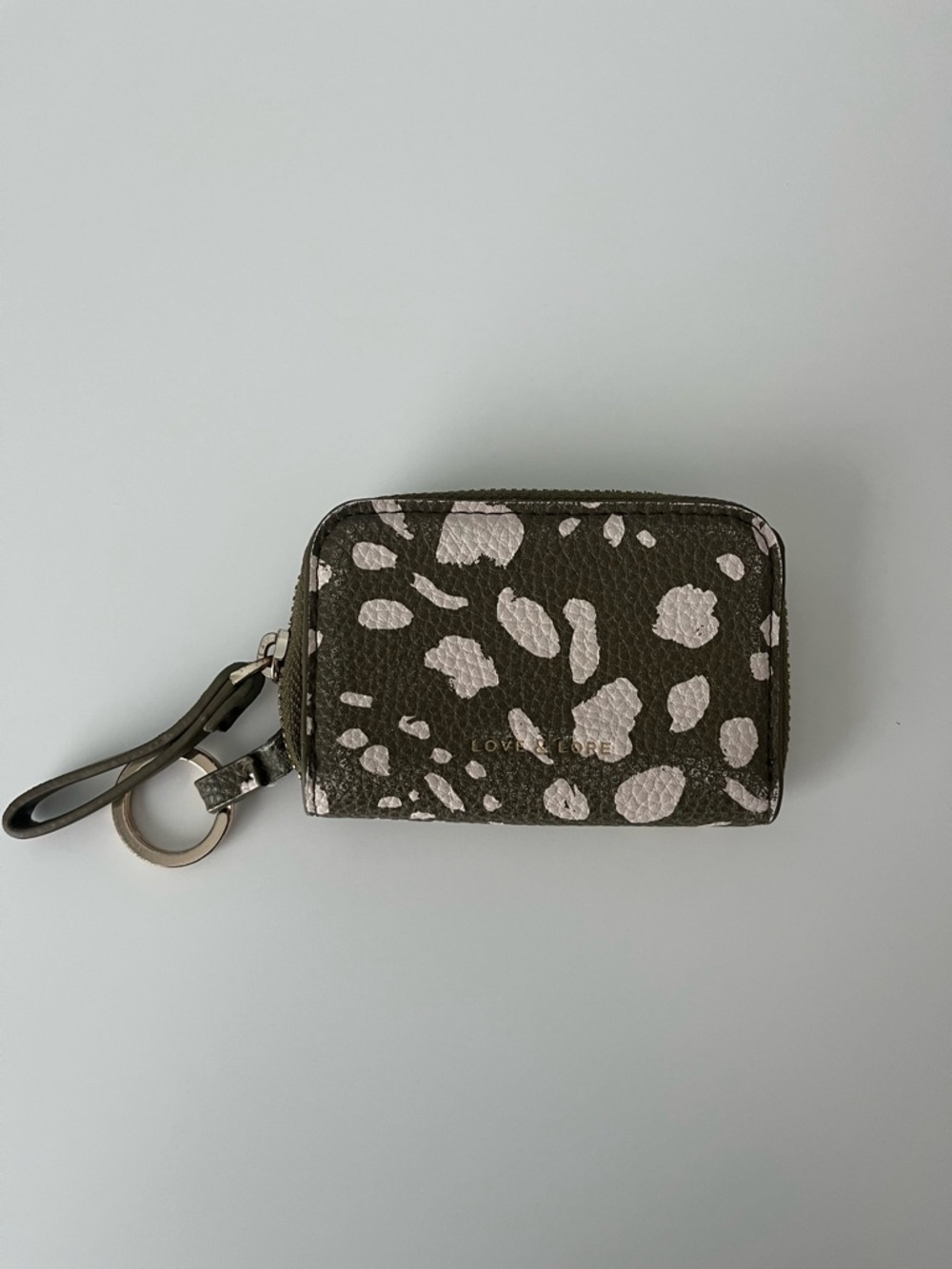 Love and Lore Olive Green and Cream Zip Wallet Keychain